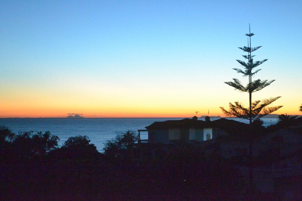 Casa Luz Del Faro Bed & Breakfast Mijas Costa Luaran gambar